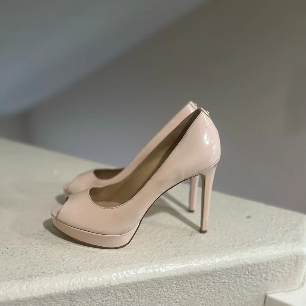 Michael Kors Peep Toe nude high heels Platforms shoes Size 9 special‎ occasion